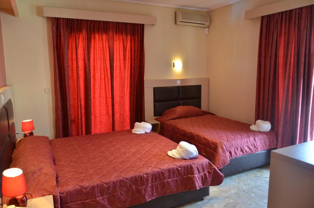 Triple Room,1589203895:JPEG