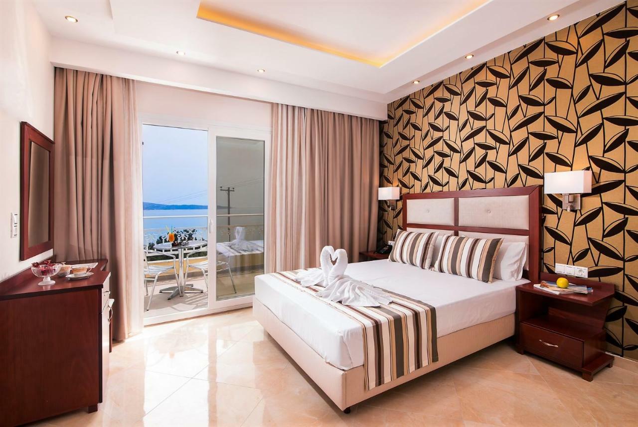 Deluxe Double Room with Sea View
