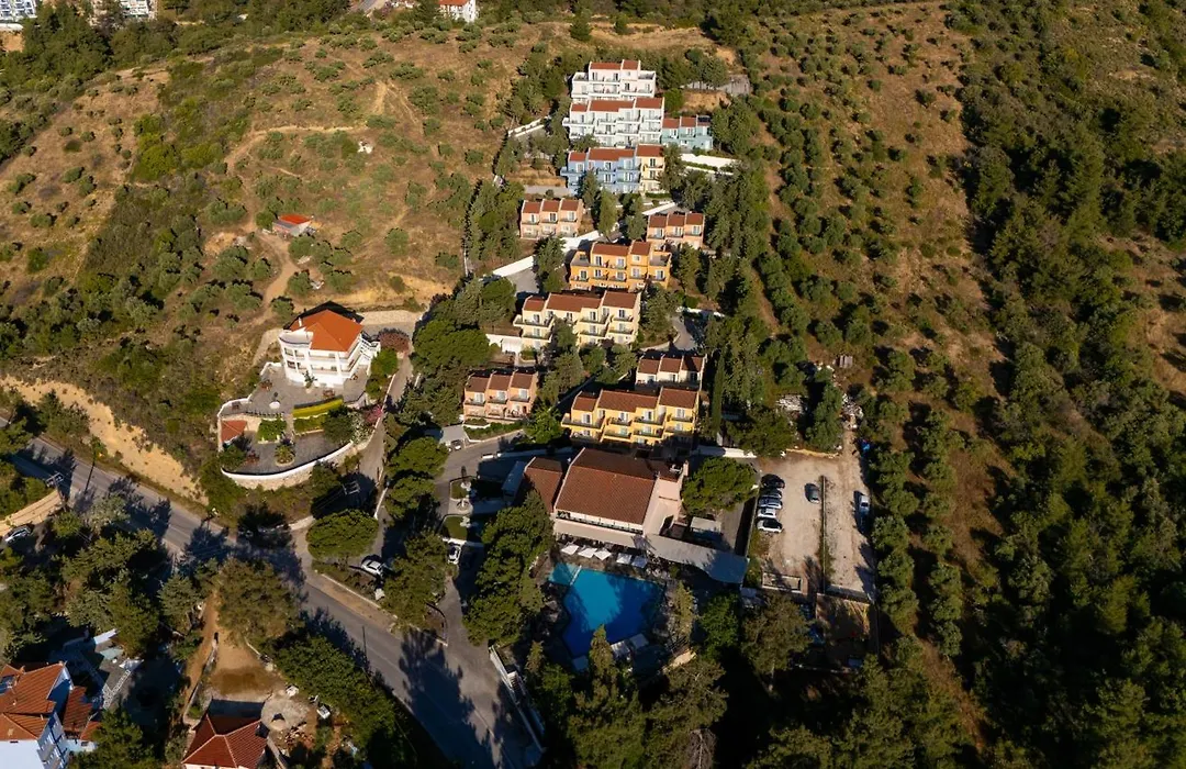 Zoe Hotel, Trypiti Beach Resort & Hive Water Park-1