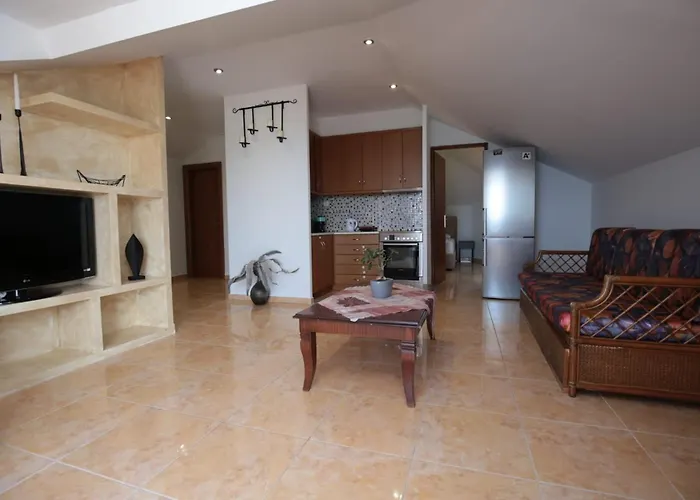 Potos Hotels