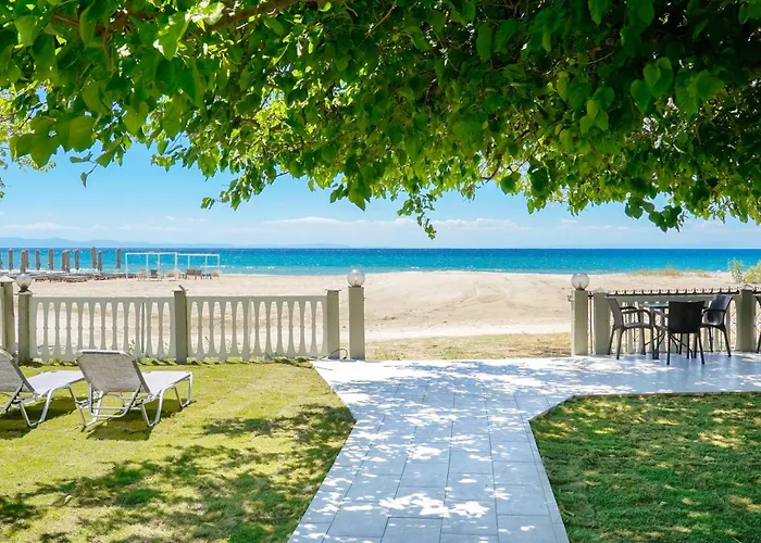 Opalium Beach Front Suites Potos